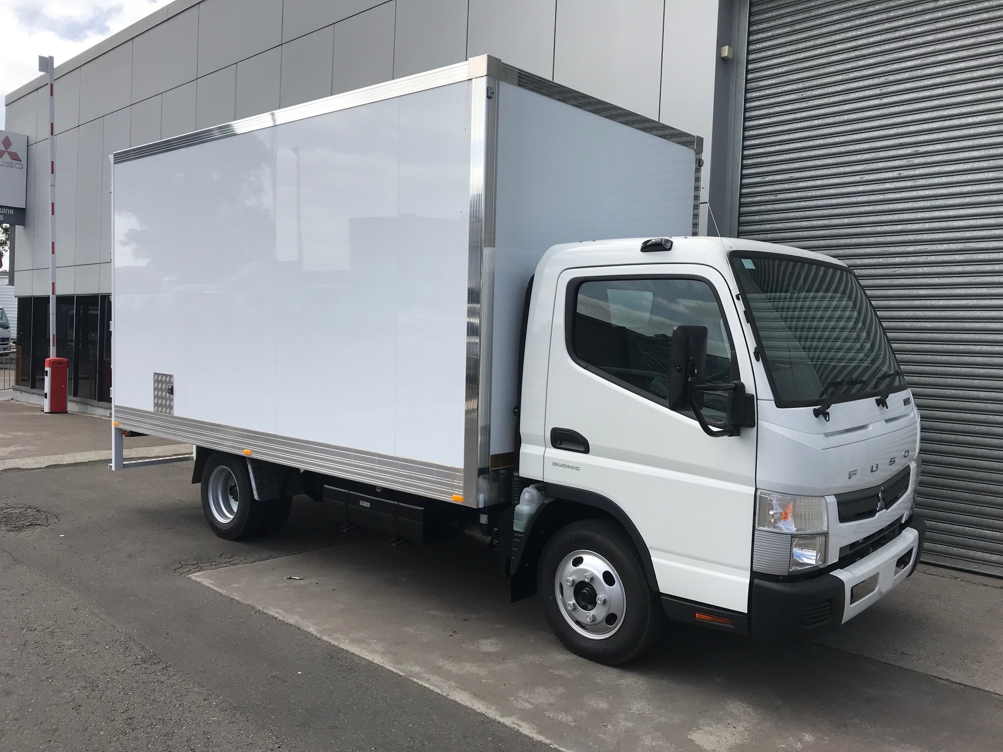 2017 FUSO CANTER 515 FEB21ER3SFAC AUTOMATIC PANTECH