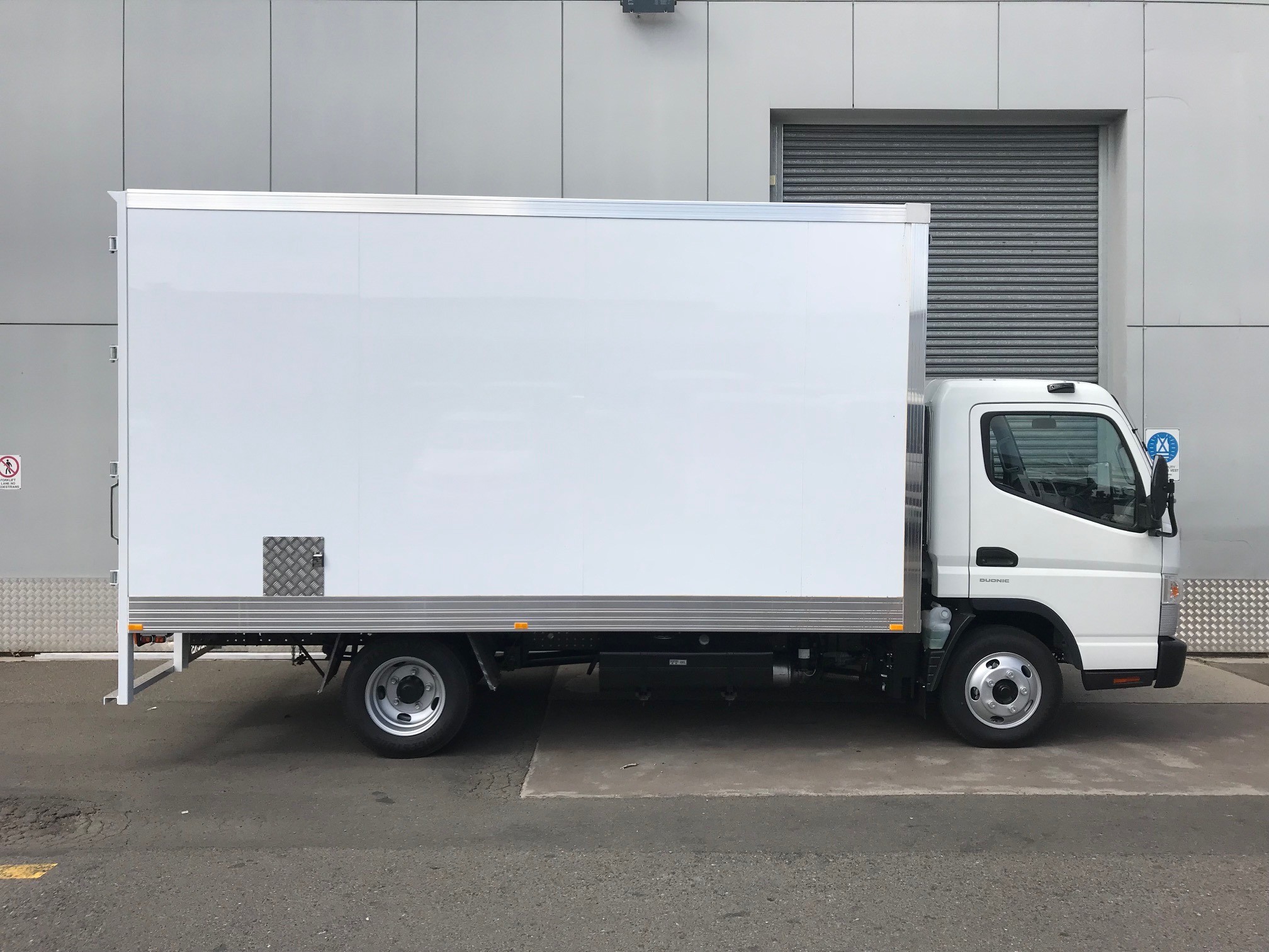 2017 FUSO CANTER 515 FEB21ER3SFAC AUTOMATIC PANTECH