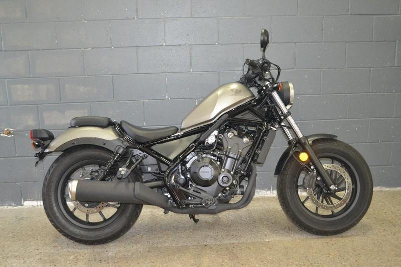 2017 HONDA CMX500