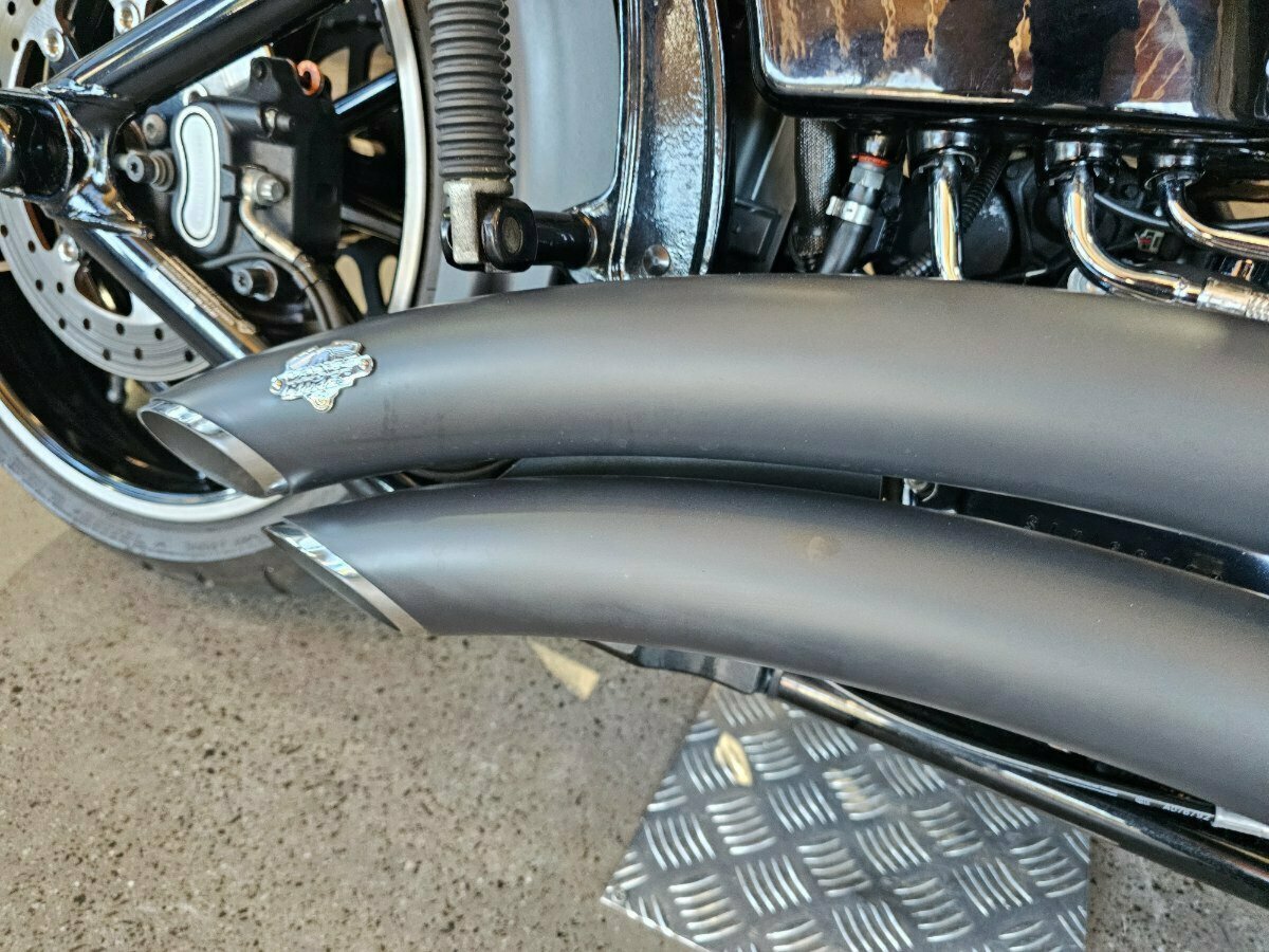 2013 HARLEY-DAVIDSON FXSB SOFTAIL BREAKOUT CRUISER