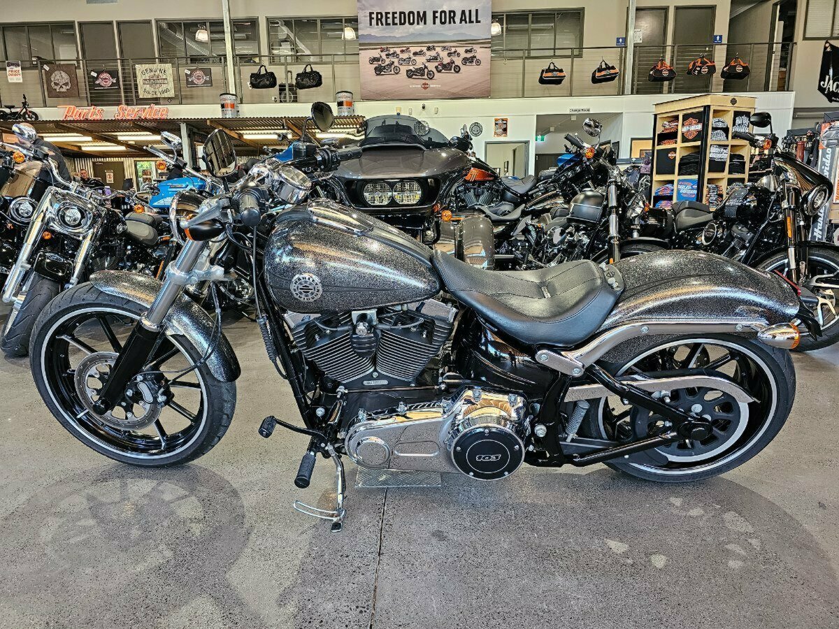2013 HARLEY-DAVIDSON FXSB SOFTAIL BREAKOUT CRUISER