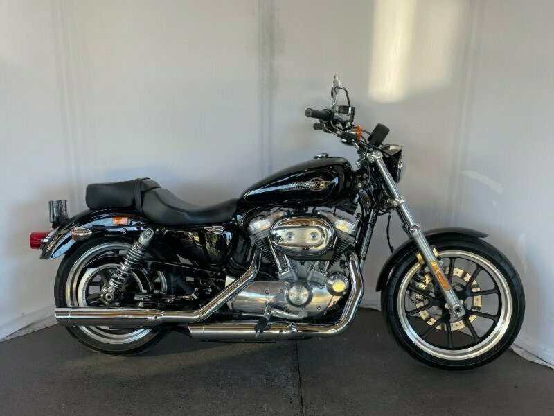 2019 HARLEY-DAVIDSON XL883L SUPER LOW SOLID CRUISER