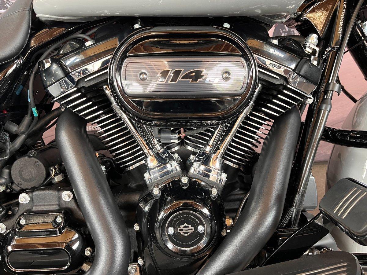 2024 HARLEY-DAVIDSON FLHRXS ROAD KING SPECIAL CRUISER