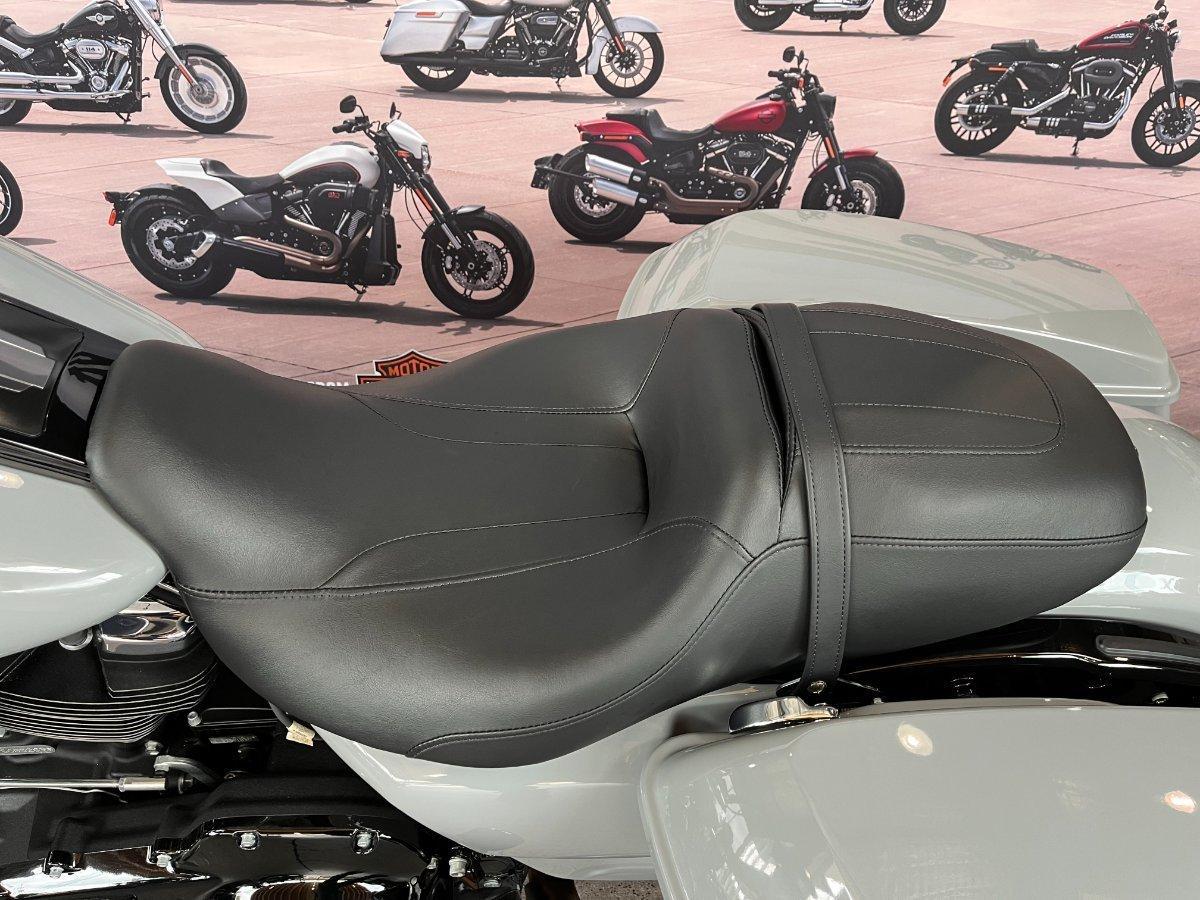 2024 HARLEY-DAVIDSON FLHRXS ROAD KING SPECIAL CRUISER