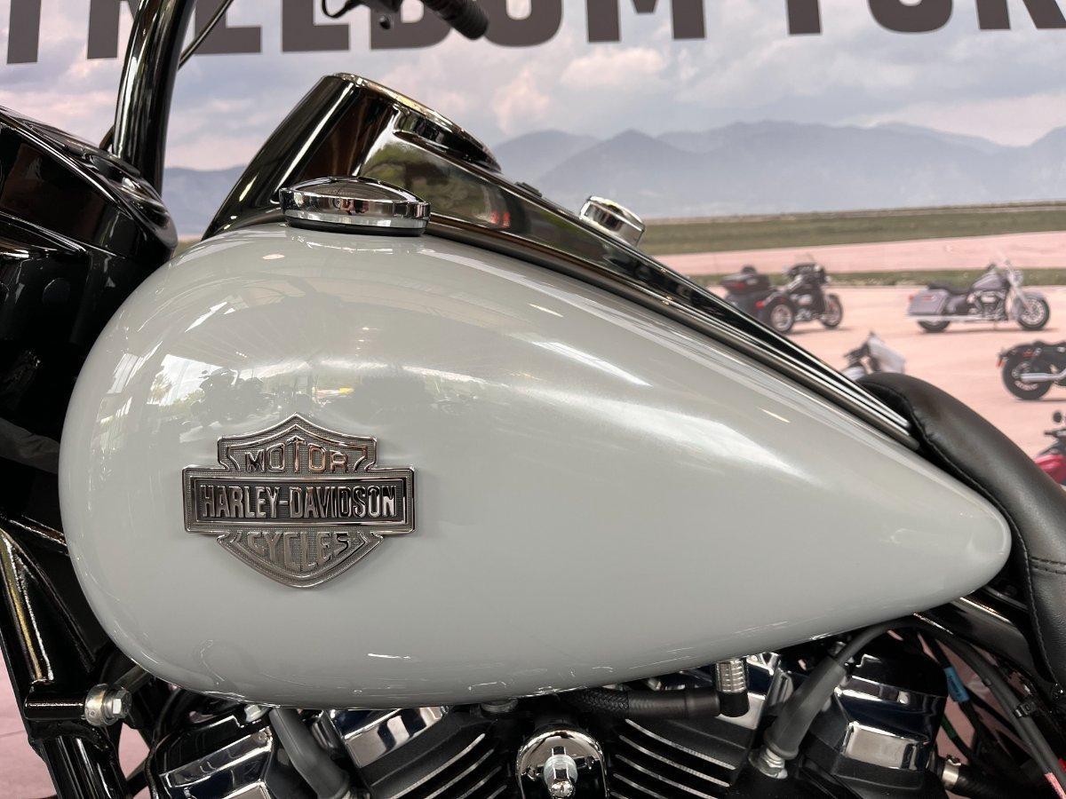 2024 HARLEY-DAVIDSON FLHRXS ROAD KING SPECIAL CRUISER