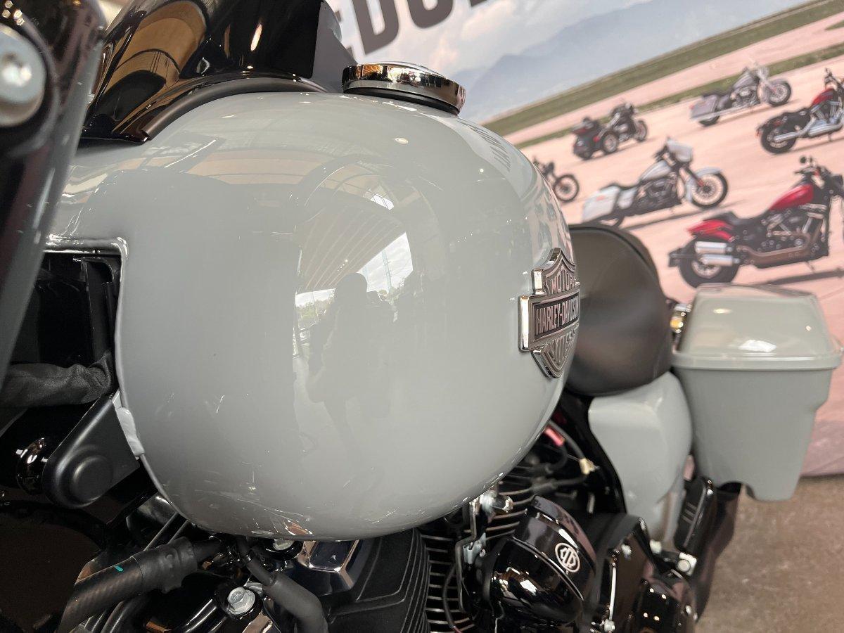 2024 HARLEY-DAVIDSON FLHRXS ROAD KING SPECIAL CRUISER