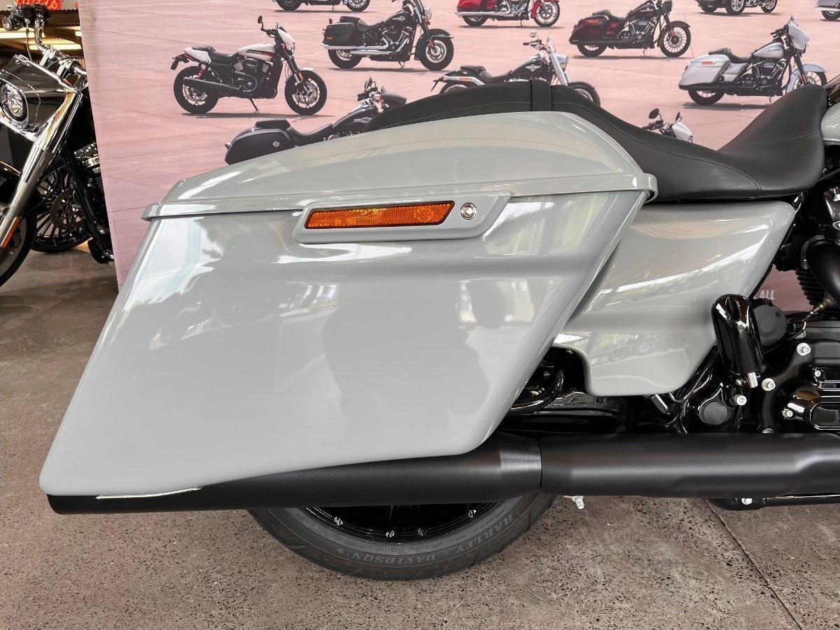 2024 HARLEY-DAVIDSON FLHRXS ROAD KING SPECIAL CRUISER