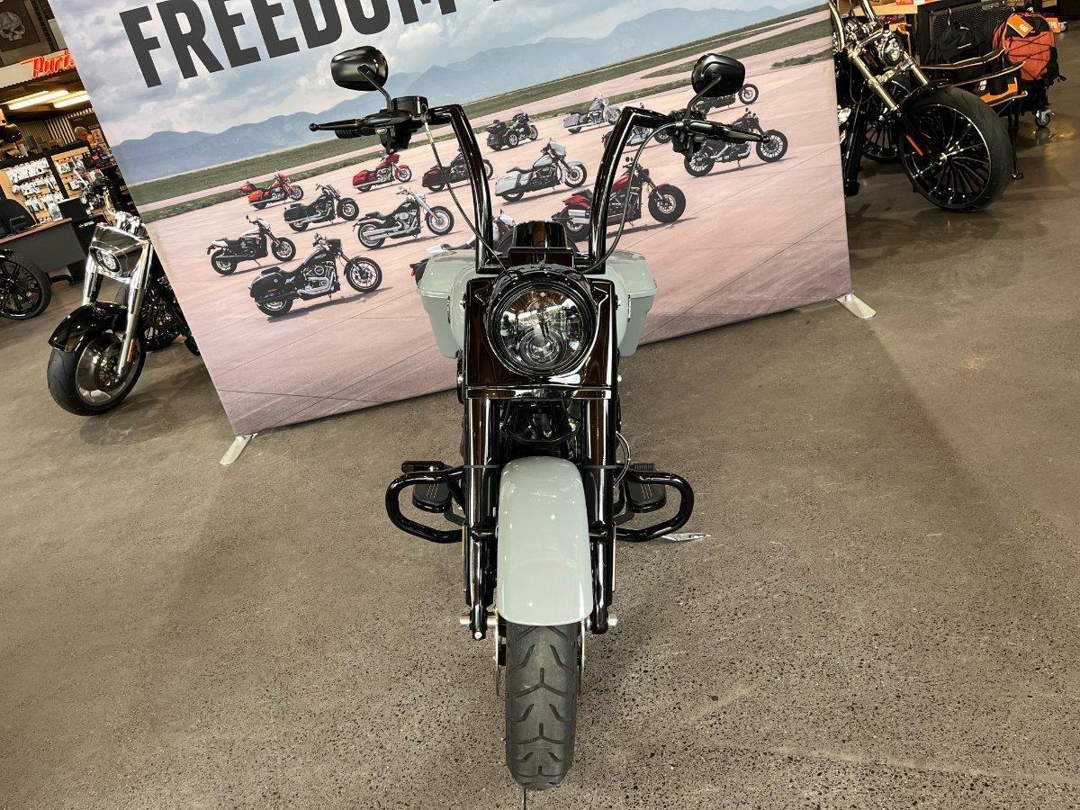 2024 HARLEY-DAVIDSON FLHRXS ROAD KING SPECIAL CRUISER
