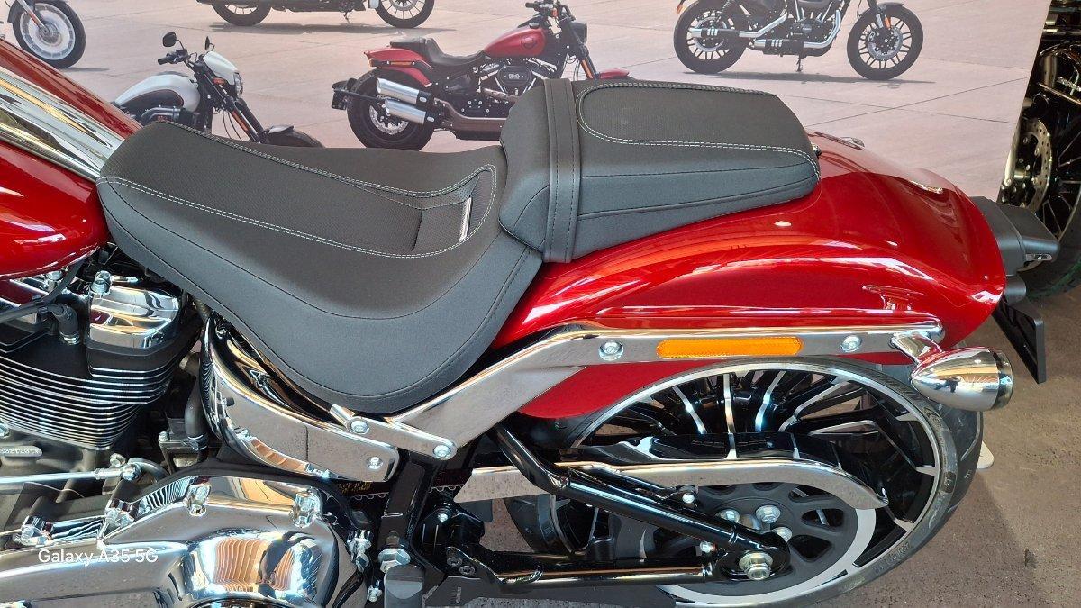 2025 HARLEY-DAVIDSON BREAKOUT 117 (FXBR) CRUISER