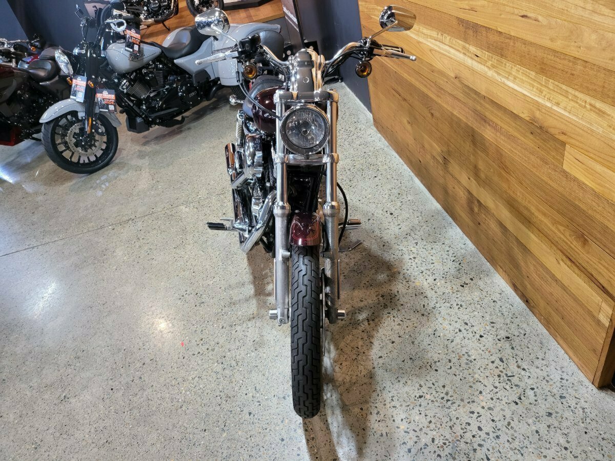 2010 HARLEY-DAVIDSON XL1200C SPORTSTER CUSTOM CRUISER