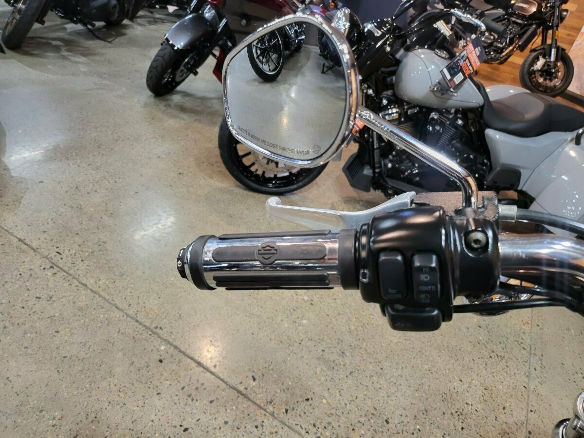 2010 HARLEY-DAVIDSON XL1200C SPORTSTER CUSTOM CRUISER