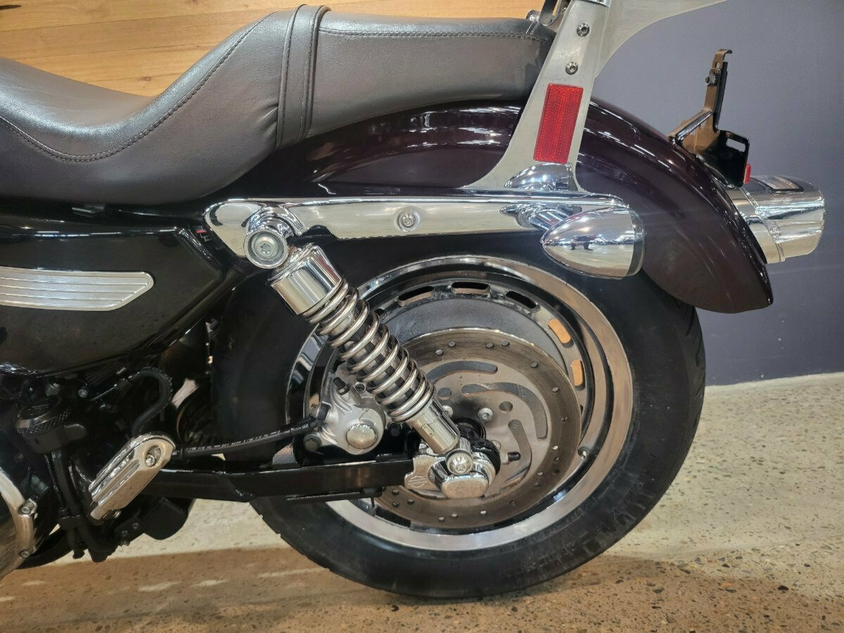 2010 HARLEY-DAVIDSON XL1200C SPORTSTER CUSTOM CRUISER