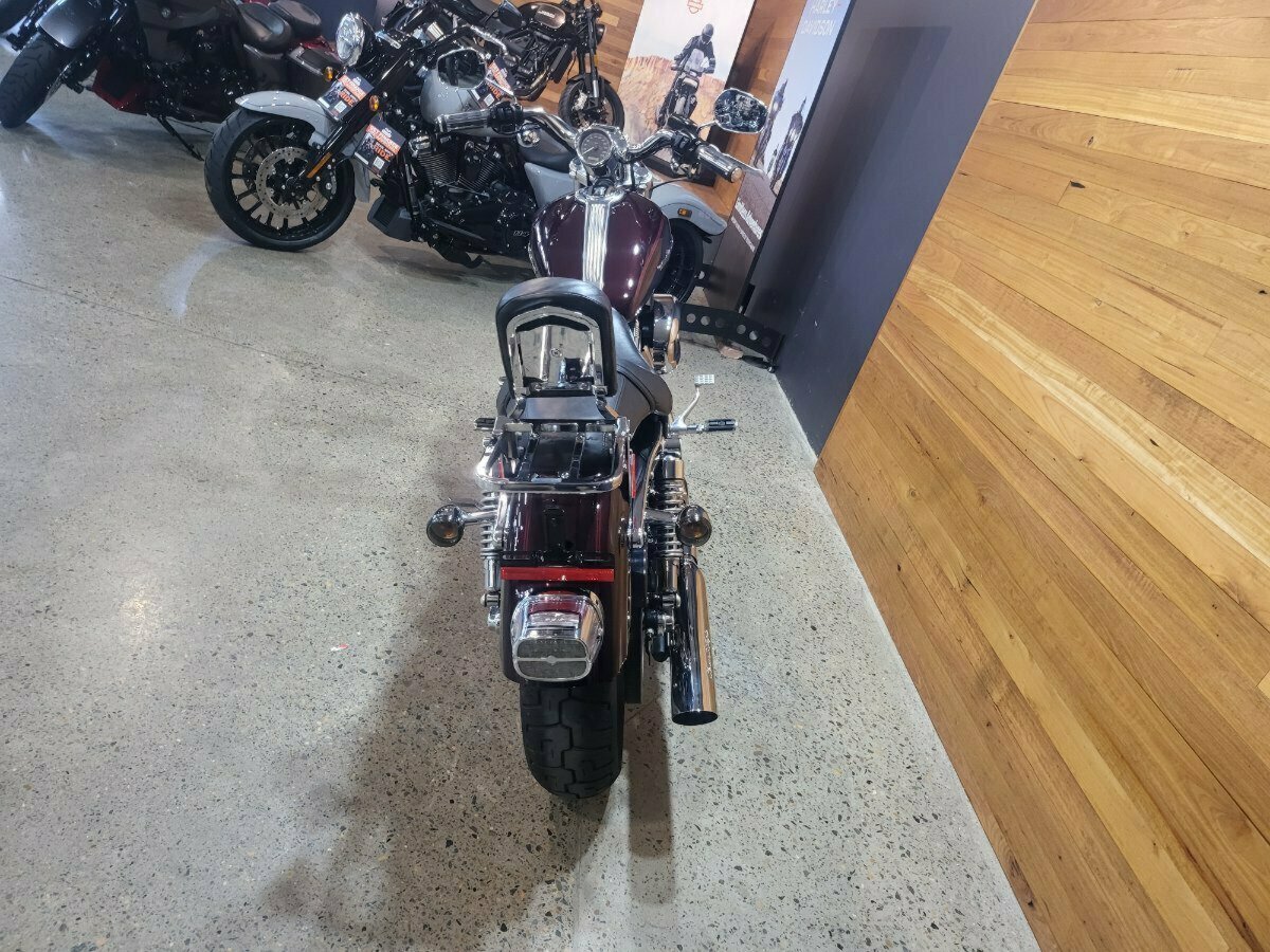 2010 HARLEY-DAVIDSON XL1200C SPORTSTER CUSTOM CRUISER