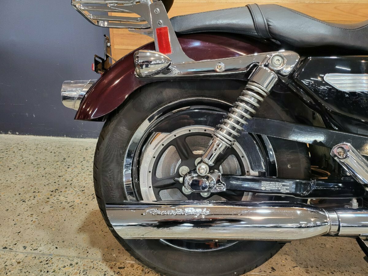 2010 HARLEY-DAVIDSON XL1200C SPORTSTER CUSTOM CRUISER