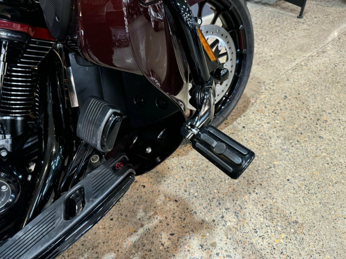 2019 HARLEY-DAVIDSON FLHXSE CVO STREET GLIDE CRUISER