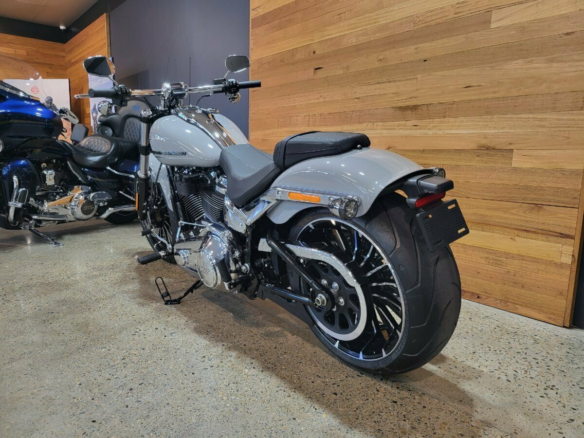 2024 HARLEY-DAVIDSON BREAKOUT 117 (FXBR) CRUISER