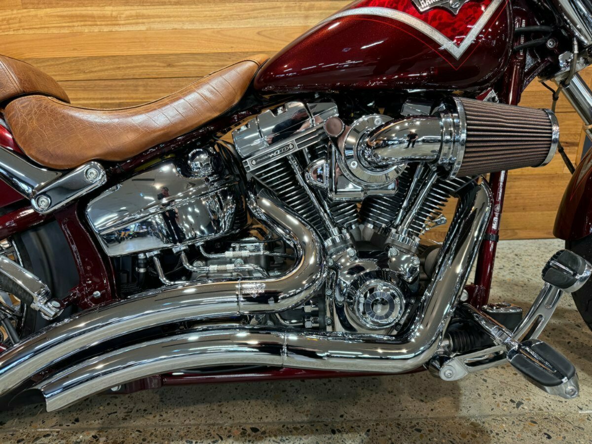 2013 HARLEY-DAVIDSON CVO BREAKOUT CRUISER