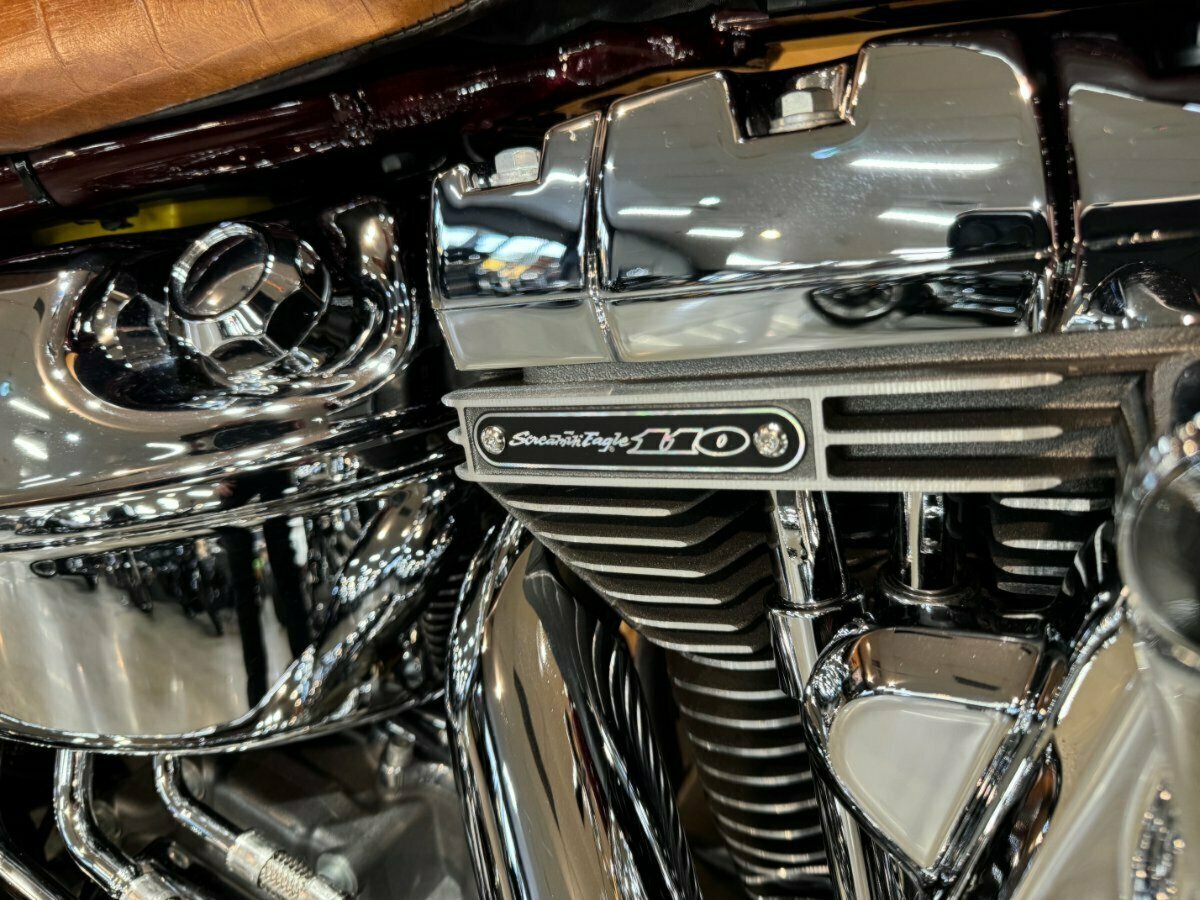 2013 HARLEY-DAVIDSON CVO BREAKOUT CRUISER