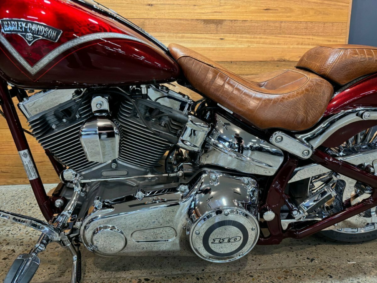 2013 HARLEY-DAVIDSON CVO BREAKOUT CRUISER
