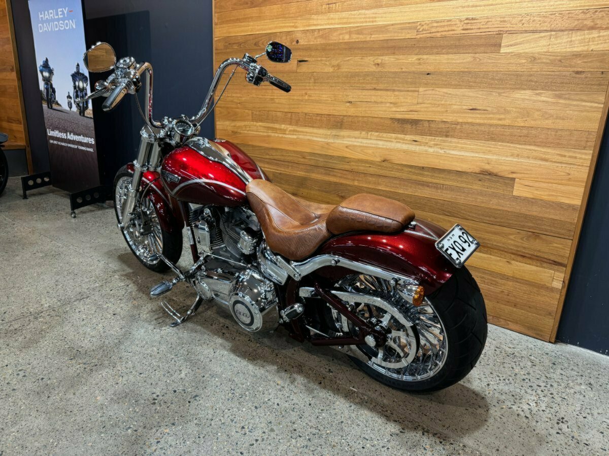 2013 HARLEY-DAVIDSON CVO BREAKOUT CRUISER
