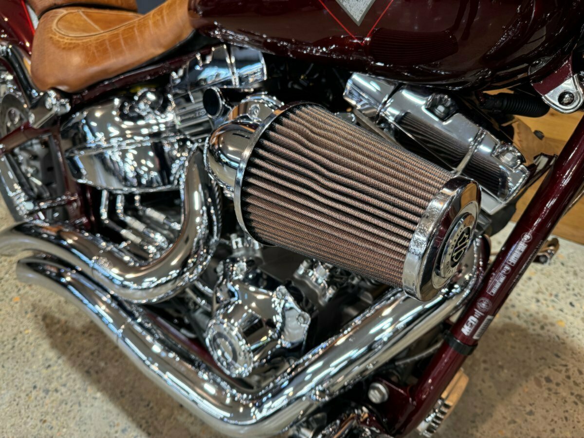 2013 HARLEY-DAVIDSON CVO BREAKOUT CRUISER