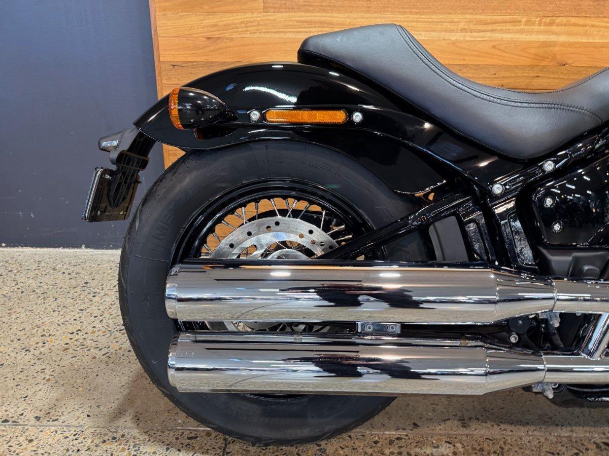 2018 HARLEY-DAVIDSON SLIM 107 (FLSL) CRUISER