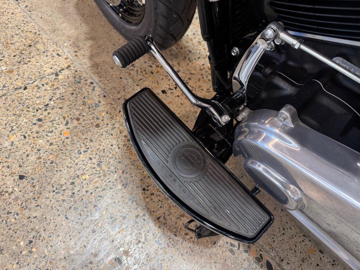 2018 HARLEY-DAVIDSON SLIM 107 (FLSL) CRUISER