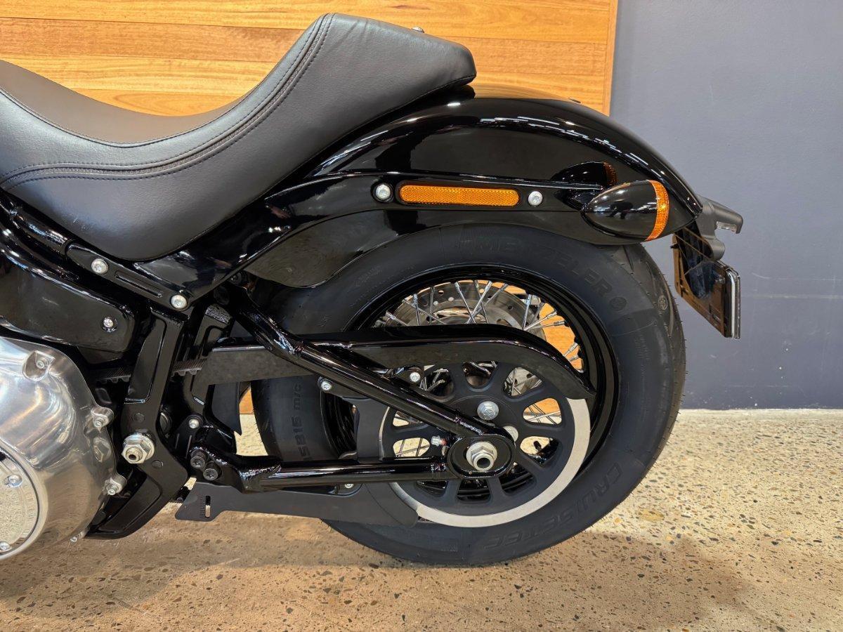 2018 HARLEY-DAVIDSON SLIM 107 (FLSL) CRUISER