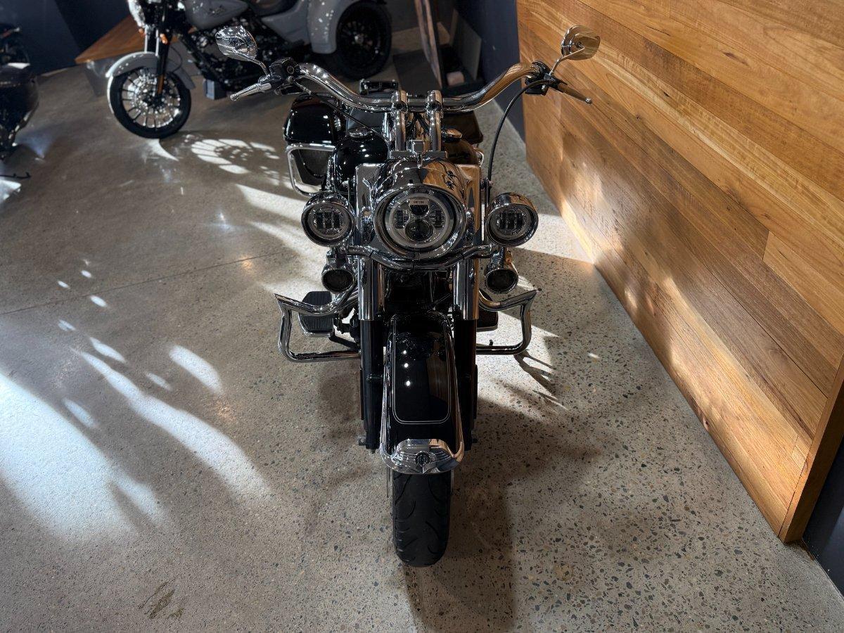 2009 HARLEY-DAVIDSON ROAD KING 1584 (FLHR) MY10 CRUISER