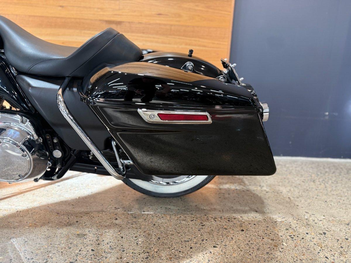 2009 HARLEY-DAVIDSON ROAD KING 1584 (FLHR) MY10 CRUISER