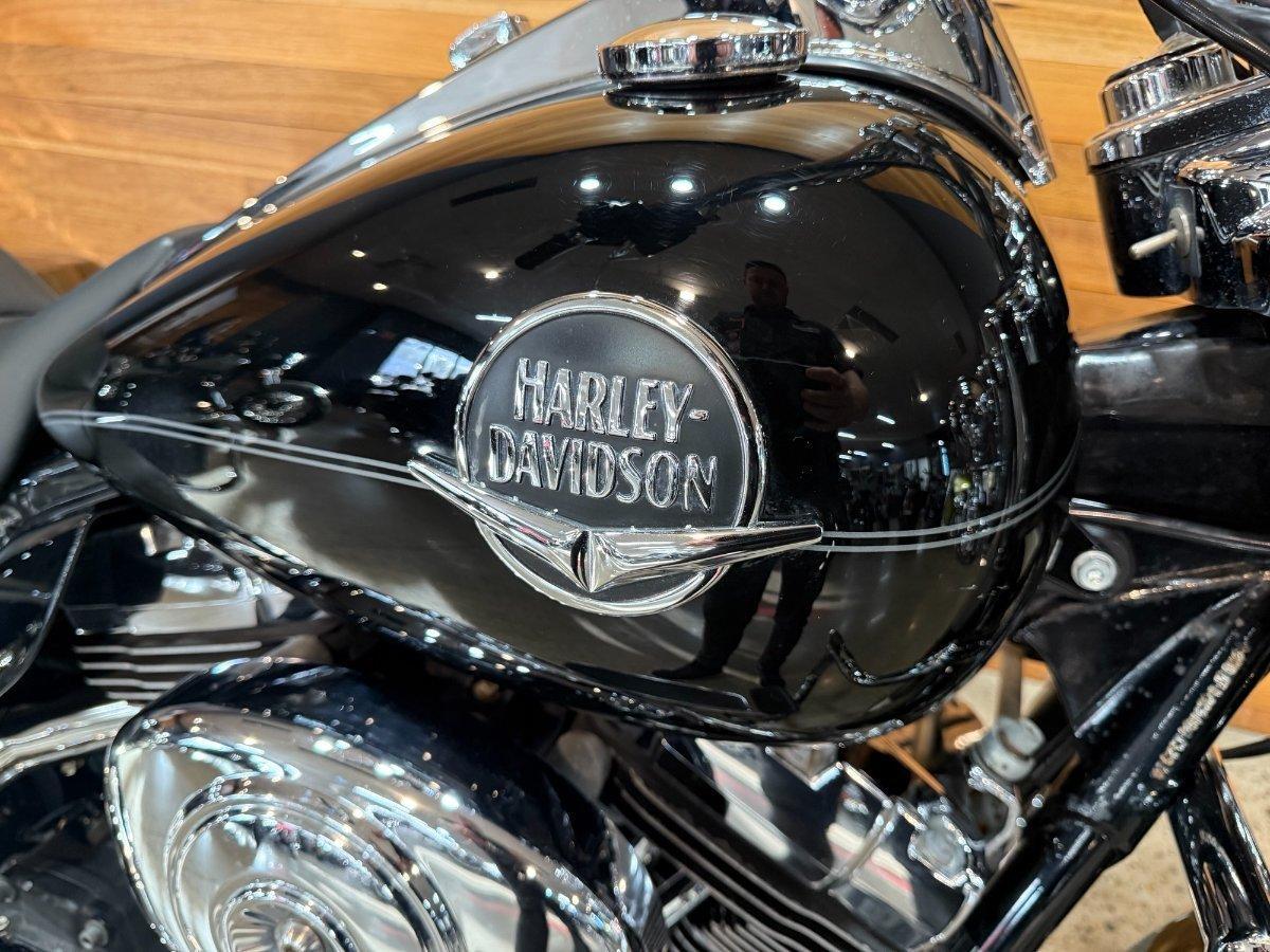 2009 HARLEY-DAVIDSON ROAD KING 1584 (FLHR) MY10 CRUISER