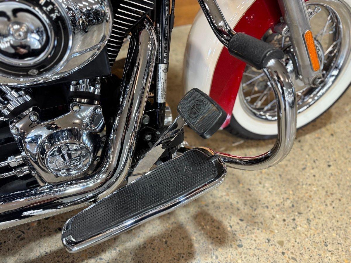 2013 HARLEY-DAVIDSON SOFTAIL DELUXE 1690 (FLSTN) CRUISER