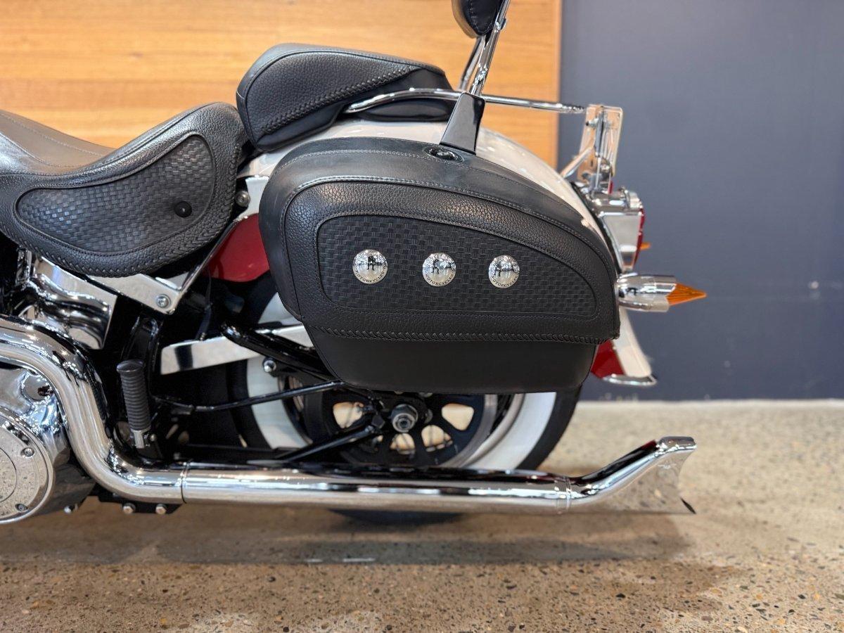 2013 HARLEY-DAVIDSON SOFTAIL DELUXE 1690 (FLSTN) CRUISER