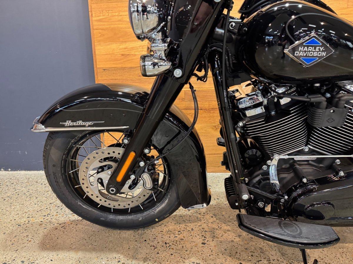 2025 HARLEY-DAVIDSON HERITAGE CLASSIC 117 (FLHC) CRUISER