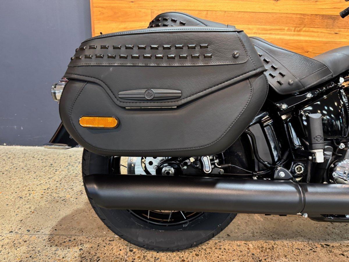 2025 HARLEY-DAVIDSON HERITAGE CLASSIC 117 (FLHC) CRUISER