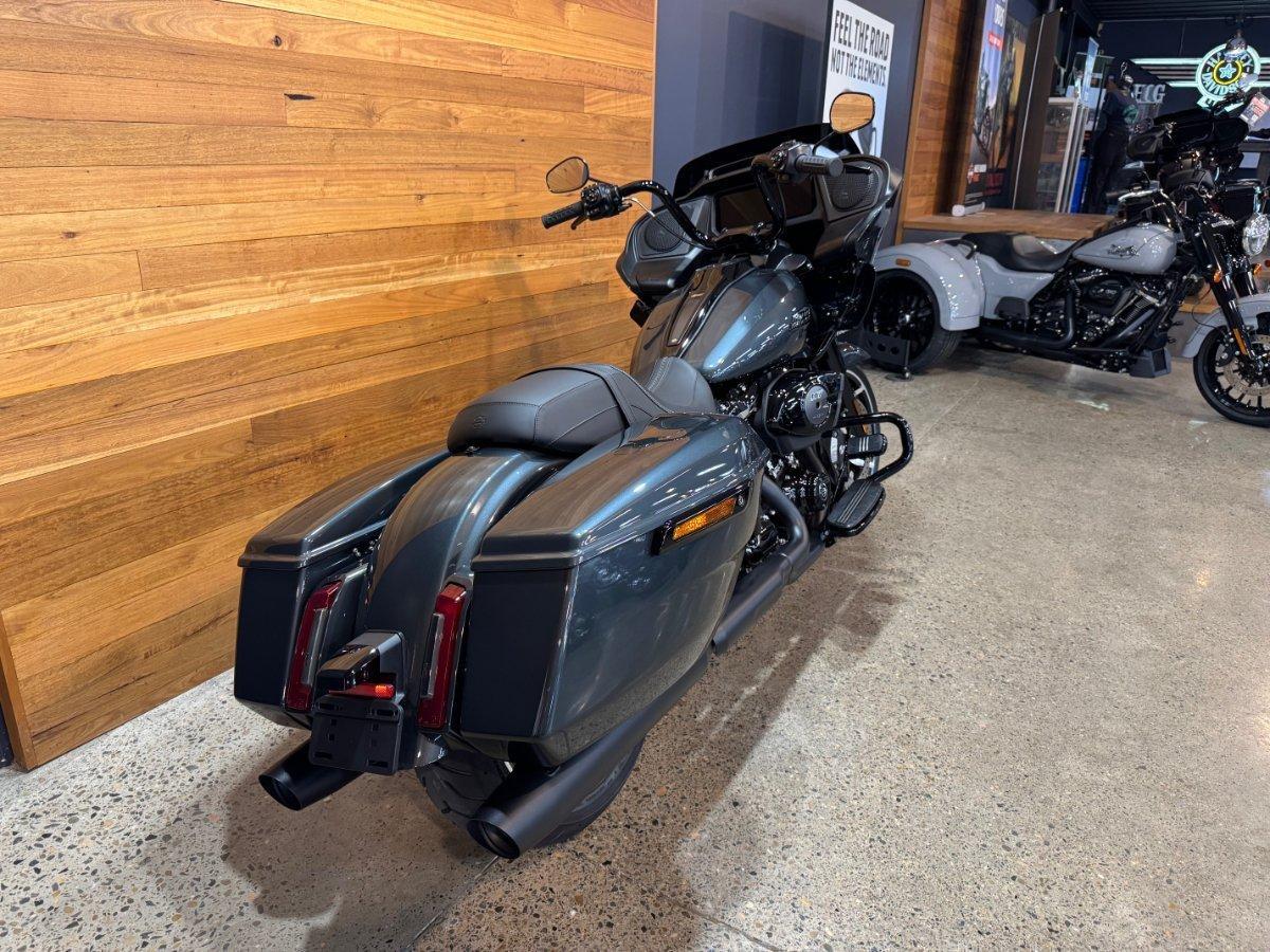 2025 HARLEY-DAVIDSON ROAD GLIDE 117 (FLTRX) TOURER