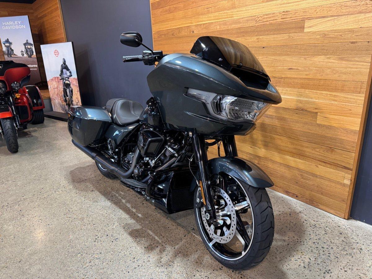 2025 HARLEY-DAVIDSON ROAD GLIDE 117 (FLTRX) TOURER