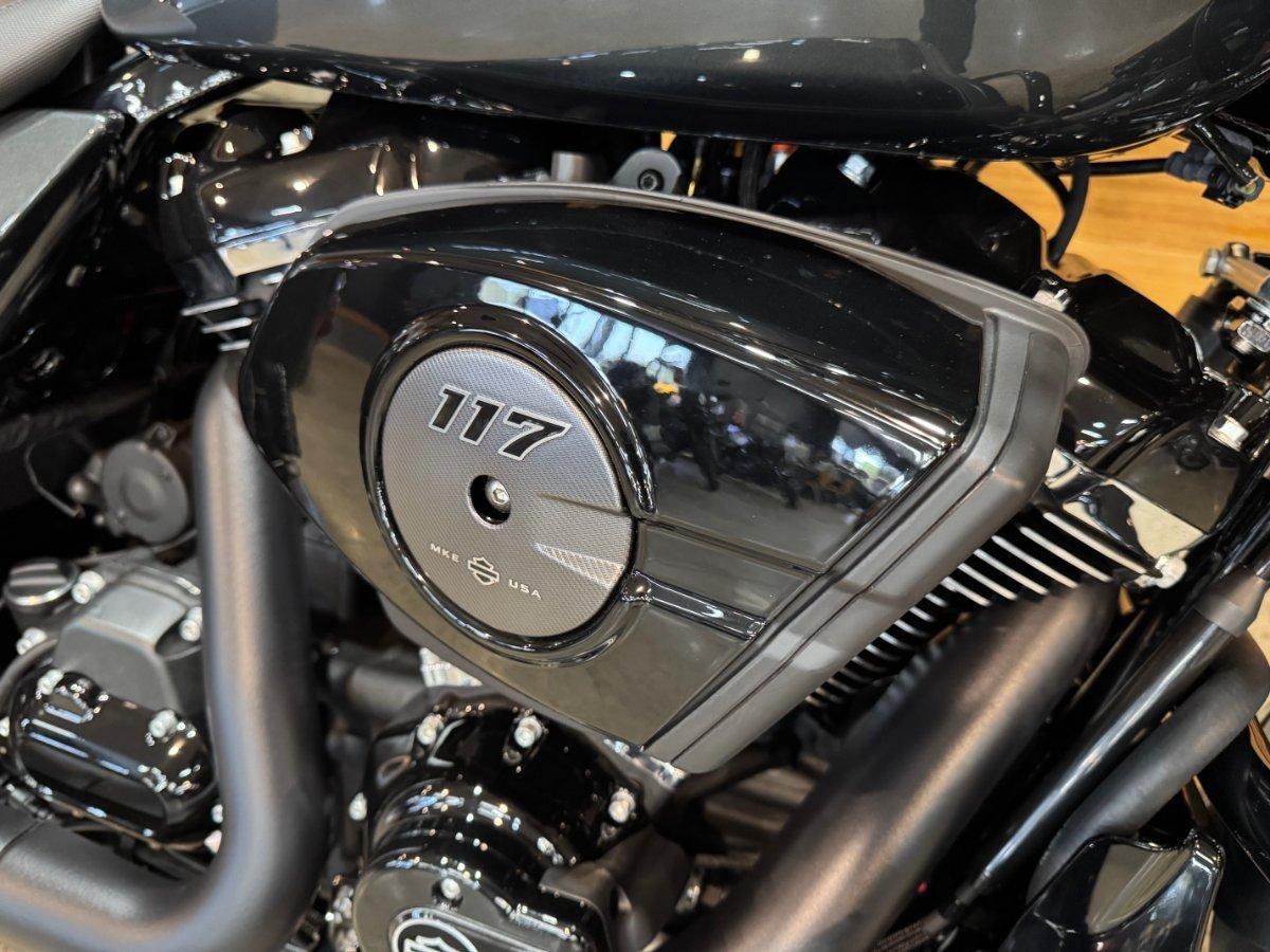 2025 HARLEY-DAVIDSON ROAD GLIDE 117 (FLTRX) TOURER