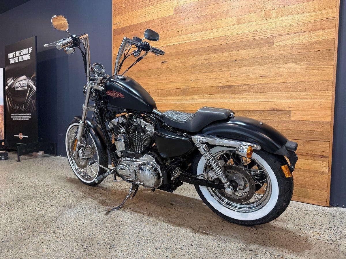2014 HARLEY-DAVIDSON SEVENTY-TWO (XL1200V) CRUISER