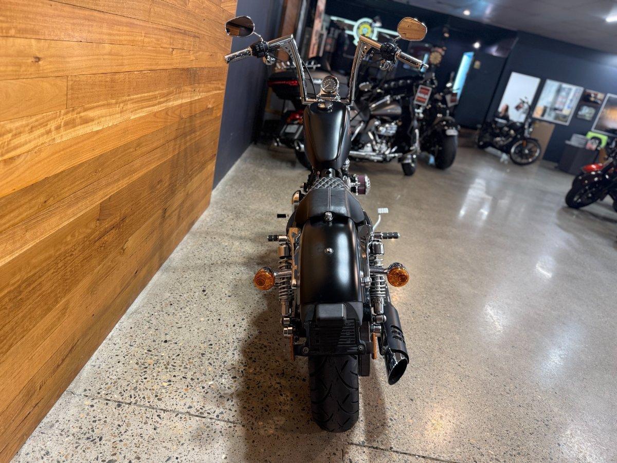 2014 HARLEY-DAVIDSON SEVENTY-TWO (XL1200V) CRUISER