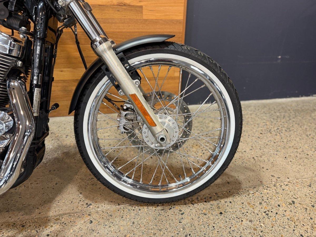 2014 HARLEY-DAVIDSON SEVENTY-TWO (XL1200V) CRUISER