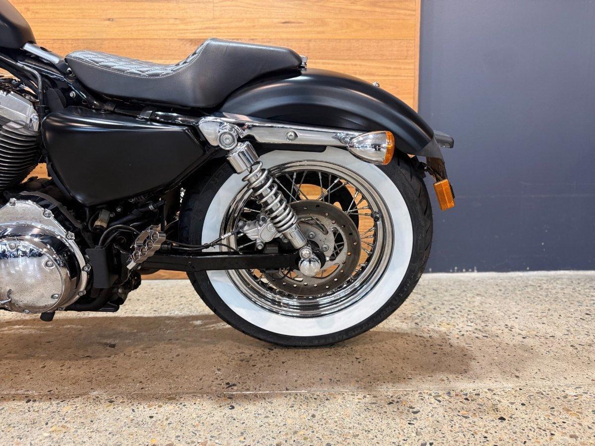 2014 HARLEY-DAVIDSON SEVENTY-TWO (XL1200V) CRUISER