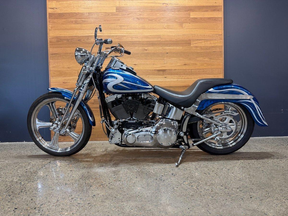 2005 HARLEY-DAVIDSON SPRINGER SOFTAIL 88 (FXSTS) CRUISER