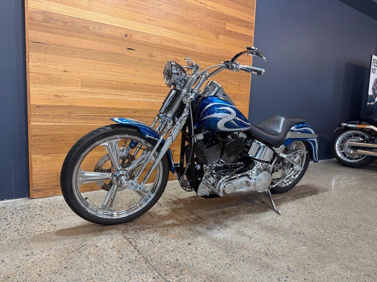 2005 HARLEY-DAVIDSON SPRINGER SOFTAIL 88 (FXSTS) CRUISER