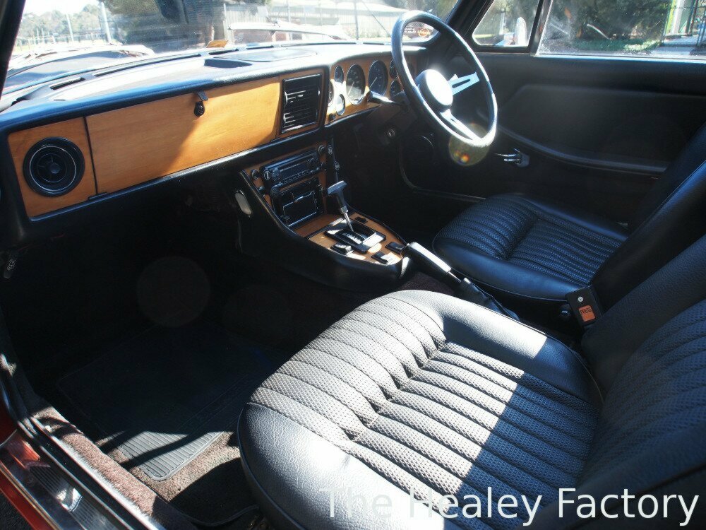 1977 TRIUMPH STAG 3 SP AUTOMATIC 2D CONVERTIBLE