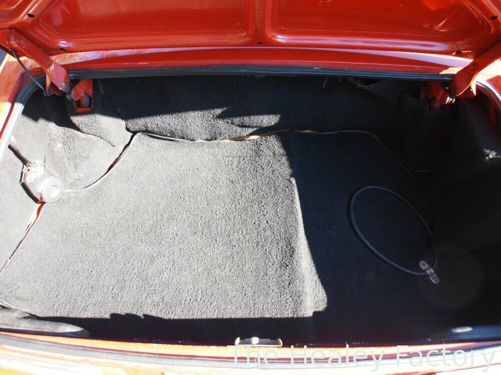1977 TRIUMPH STAG 3 SP AUTOMATIC 2D CONVERTIBLE