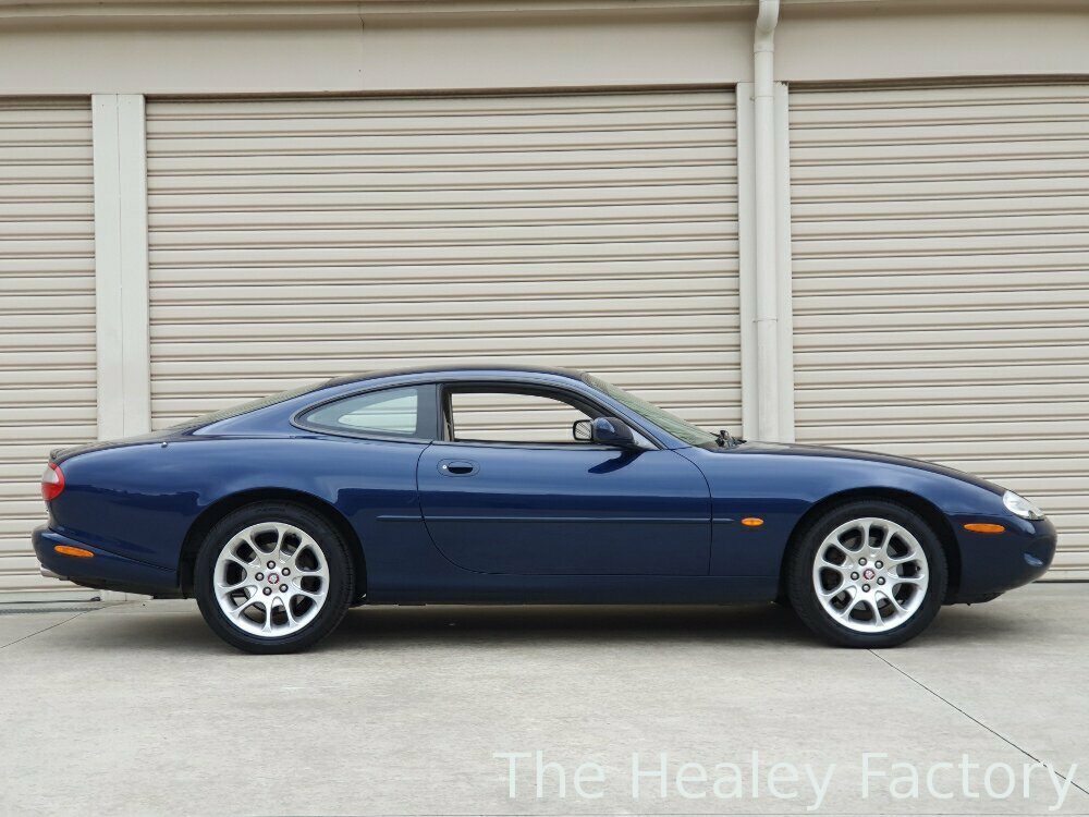 2000 JAGUAR XKR X100 CLASSIC 5 SP AUTOMATIC 2D COUPE