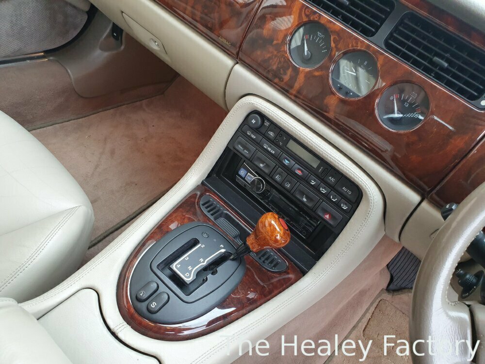 2000 JAGUAR XKR X100 CLASSIC 5 SP AUTOMATIC 2D COUPE