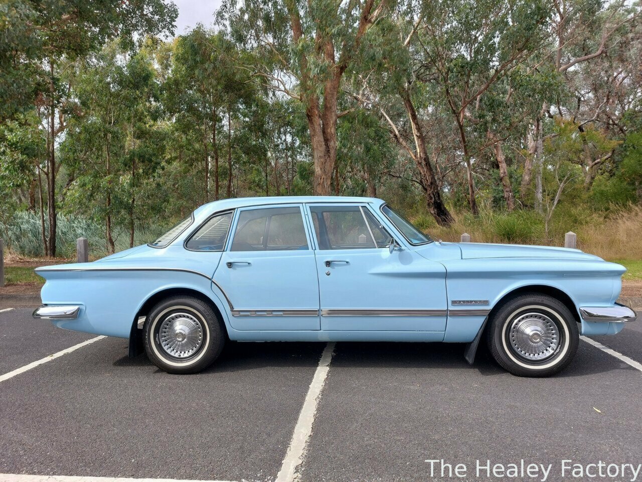 1962 CHRYSLER VALIANT S 3 SP AUTOMATIC 4D SEDAN