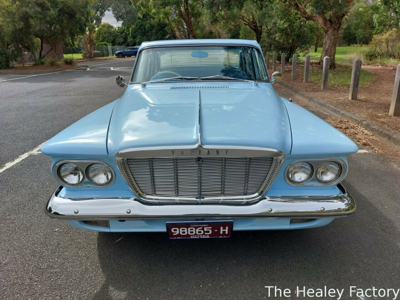 1962 CHRYSLER VALIANT S 3 SP AUTOMATIC 4D SEDAN